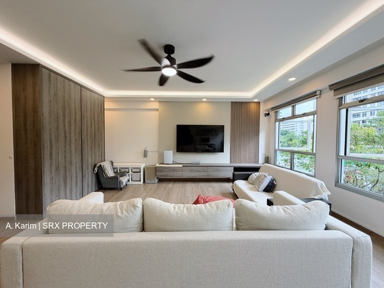 Blk 874B Tampines Greenflora (Tampines), HDB 5 Rooms #563196371